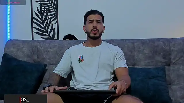 Snapshot of Bruno_Mattos chatting on 03-07-25, 08:55 Bruno Mattos online show from 03-07-25, 08:55