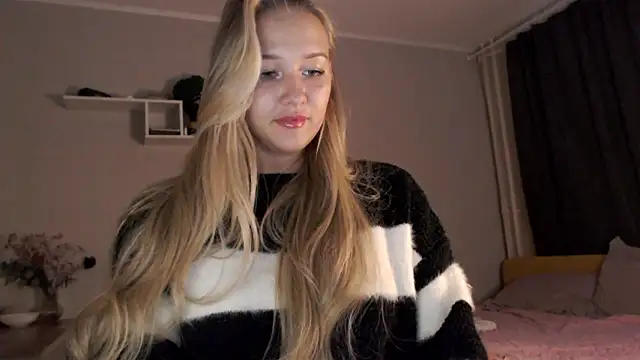 Milk Bunny online show from 12-15-24, 06:04