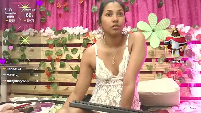 Snapshot of Elsa_Parisi chatting on 01-04-25, 06:40 Elsa Parisi online show from 01-04-25, 06:40