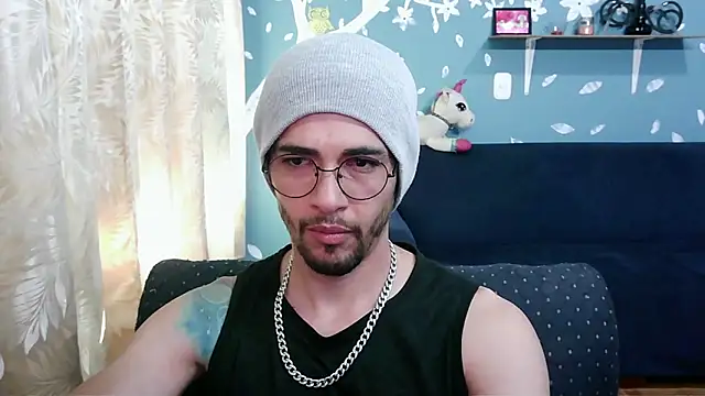 Snapshot of ponzothc chatting on 10-03-25, 07:33 ponzothc online show from 10-03-25, 07:33