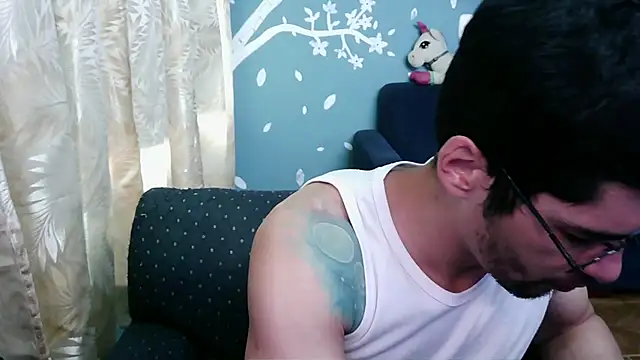 Snapshot of ponzothc chatting on 10-19-25, 09:37 ponzothc online show from 10-19-25, 09:37