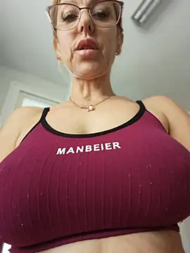 blondyruby online show from 05-15-26, 12:34