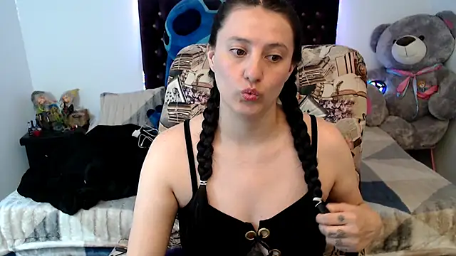 Lorenahot 06 online show from 04-09-26, 06:35