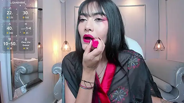 AzuraKindong online show from 10-30-25, 07:14