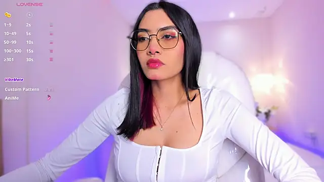 AzuraKindong online show from 05-12-26, 07:22