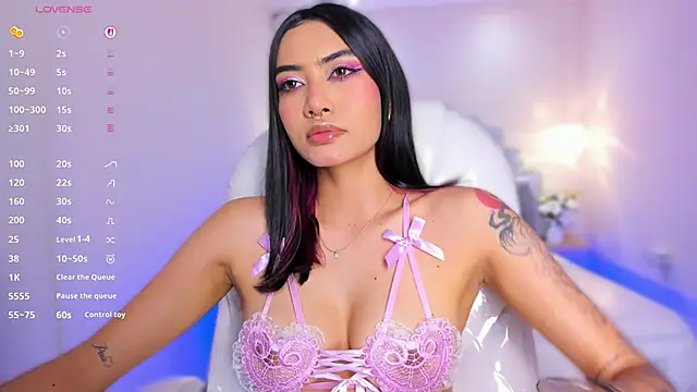 AzuraKindong online show from 05-19-26, 07:31