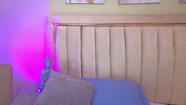 sophiia grey 1 online show from 06-04-26, 10:38