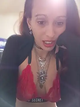 Zorrita Fox online show from 05-15-26, 12:17