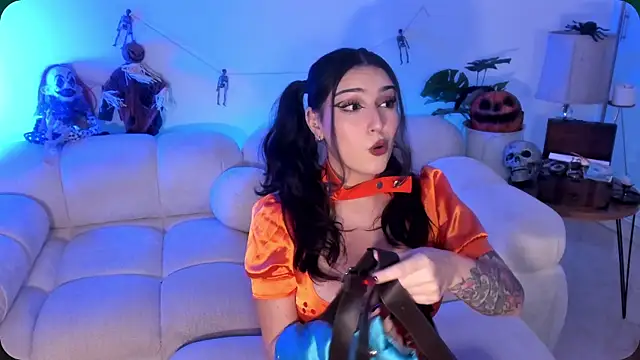 freya bella  online show from 10-16-25, 07:53