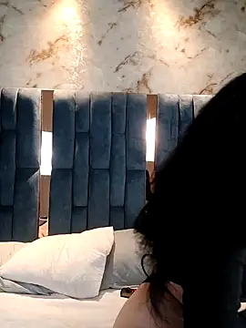 Snapshot of Arii_Vga chatting on 11-28-25, 05:10 Arii Vga online show from 11-28-25, 05:10