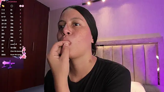 Snapshot of Arii_Vga chatting on 02-23-26, 10:07 Arii Vga online show from 02-23-26, 10:07