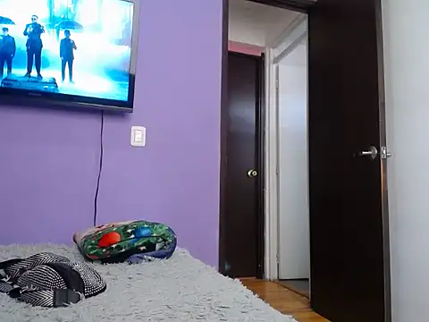 Laura martin  online show from 03-11-26, 12:44