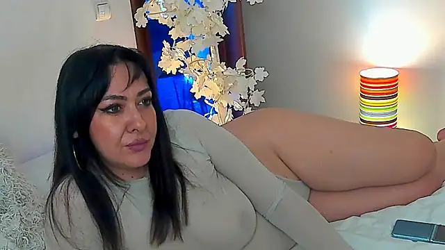 Snapshot of GracyJee chatting on 03-13-25, 11:19 GracyJee online show from 03-13-25, 11:19