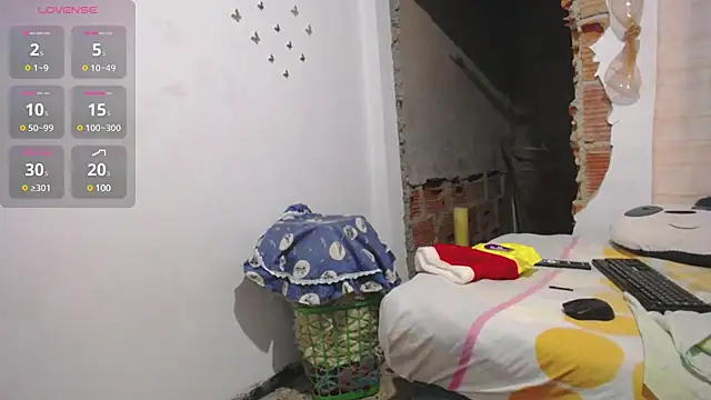 Snapshot of Stepmom_slut_50 chatting on 12-24-24, 11:11 Stepmom slut 50 online show from 12-24-24, 11:11