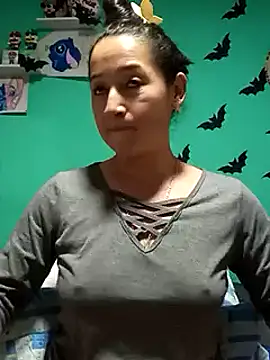 Snapshot of emilypoppy3 chatting on 01-14-25, 03:11 emilypoppy3 online show from 01-14-25, 03:11