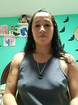 Snapshot of emilypoppy3 chatting on 02-25-25, 01:28 emilypoppy3 online show from 02-25-25, 01:28