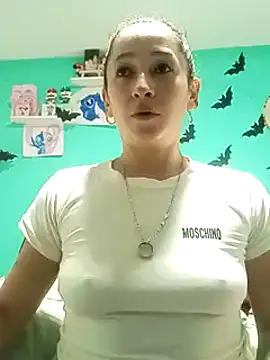Snapshot of emilypoppy3 chatting on 02-26-25, 08:11 emilypoppy3 online show from 02-26-25, 08:11