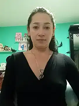 Snapshot of emilypoppy3 chatting on 03-17-25, 12:35 emilypoppy3 online show from 03-17-25, 12:35
