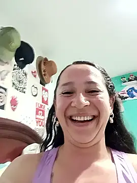 Snapshot of emilypoppy3 chatting on 09-20-25, 02:23 emilypoppy3 online show from 09-20-25, 02:23