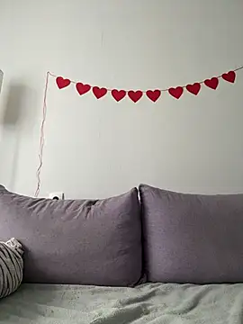 NewLale online show from 02-15-26, 03:03