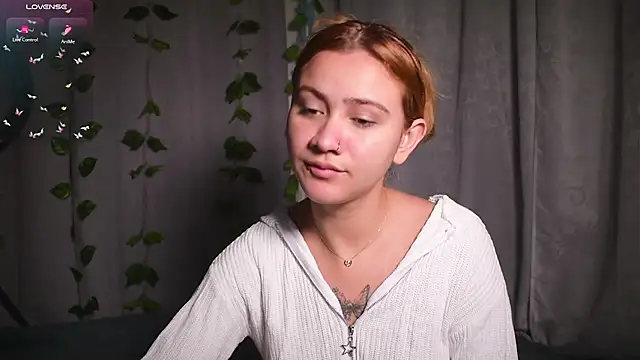 Snapshot of IsabellaFerreiraa chatting on 12-30-24, 01:47 IsabellaFerreiraa online show from 12-30-24, 01:47