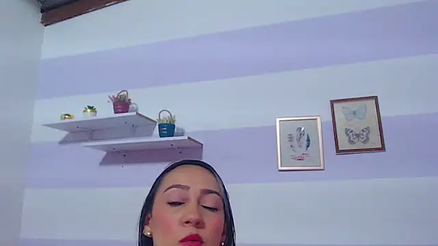 Snapshot of kimberlyvega chatting on 06-04-26, 06:14 kimberlyvega online show from 06-04-26, 06:14