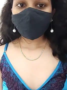 Snapshot of Angleannie chatting on 10-08-25, 07:55 Angleannie online show from 10-08-25, 07:55