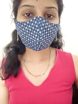 Snapshot of Angleannie chatting on 10-30-25, 04:30 Angleannie online show from 10-30-25, 04:30