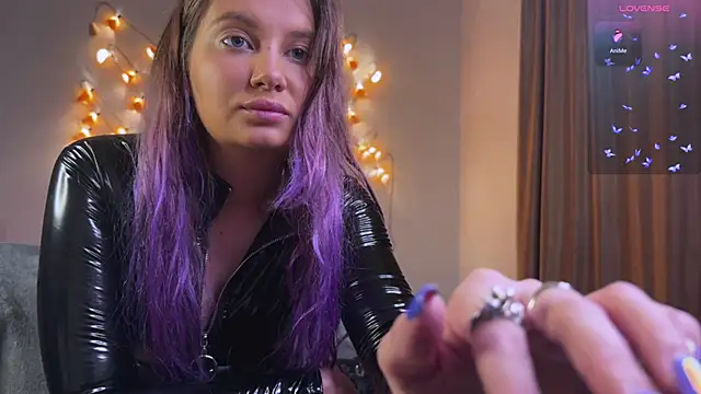 Femdom Lola online show from 01-25-25, 02:36