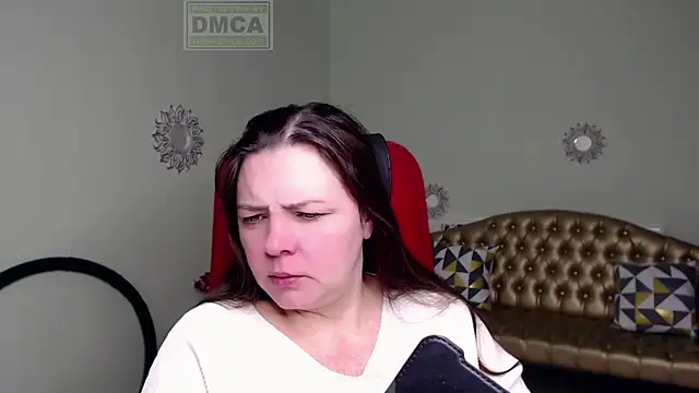 Snapshot of Lily_flower7 chatting on 01-24-25, 04:05 Lily flower7 online show from 01-24-25, 04:05