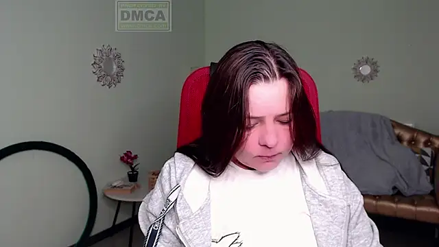 Snapshot of Lily_flower7 chatting on 01-27-25, 06:41 Lily flower7 online show from 01-27-25, 06:41