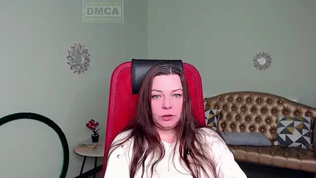 Snapshot of Lily_flower7 chatting on 01-28-25, 04:18 Lily flower7 online show from 01-28-25, 04:18