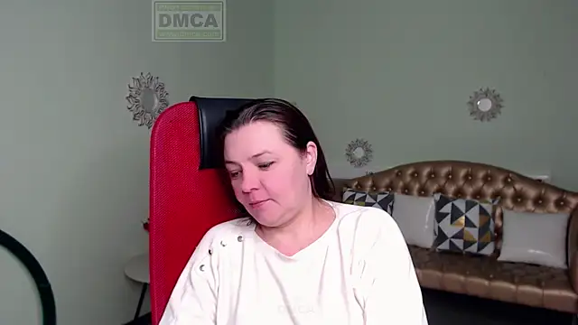 Snapshot of Lily_flower7 chatting on 02-05-25, 04:06 Lily flower7 online show from 02-05-25, 04:06