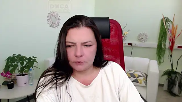 Snapshot of Lily_flower7 chatting on 10-06-25, 07:50 Lily flower7 online show from 10-06-25, 07:50