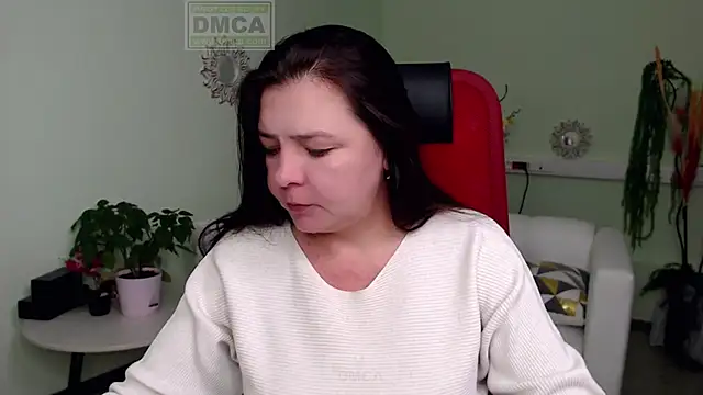 Snapshot of Lily_flower7 chatting on 10-16-25, 05:52 Lily flower7 online show from 10-16-25, 05:52