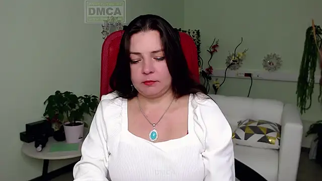 Snapshot of Lily_flower7 chatting on 10-23-25, 11:31 Lily flower7 online show from 10-23-25, 11:31