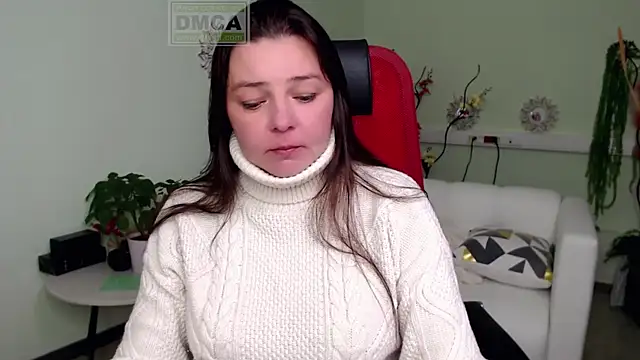 Snapshot of Lily_flower7 chatting on 10-28-25, 07:12 Lily flower7 online show from 10-28-25, 07:12