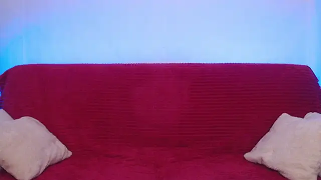 Snapshot of Emily_hardcore chatting on 11-03-25, 09:05 Emily hardcore online show from 11-03-25, 09:05