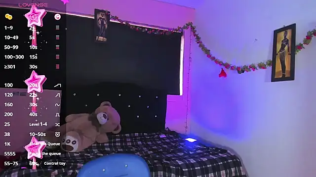 Snapshot of rosedewitt chatting on 02-20-25, 02:13 rosedewitt online show from 02-20-25, 02:13