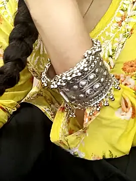 Snapshot of Ruchi-34 chatting on 02-10-26, 10:25 Ruchi-34 online show from 02-10-26, 10:25