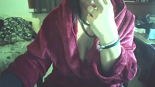 Snapshot of 45marina45 chatting on 11-26-25, 09:32 45marina45 online show from 11-26-25, 09:32