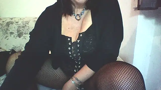 Snapshot of 45marina45 chatting on 03-09-26, 03:38 45marina45 online show from 03-09-26, 03:38