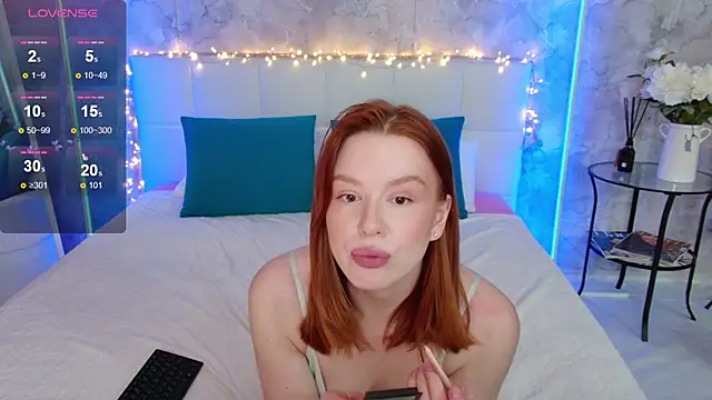 Snapshot of LucyHornyDoll chatting on 12-17-24, 10:44 LucyHornyDoll online show from 12-17-24, 10:44