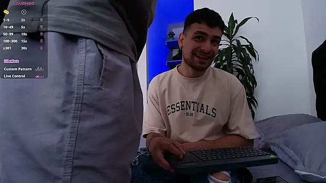 Aron-santoro online show from 03-19-26, 04:33