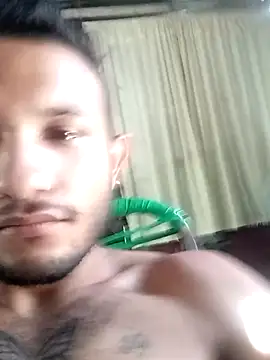 brayan7132 online show from 05-08-26, 05:18