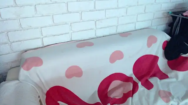 Crazyy girl  online show from 03-15-26, 06:47