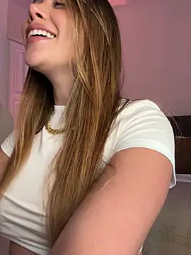 Snapshot of Condes_carmen chatting on 12-17-24, 08:01 Condes carmen online show from 12-17-24, 08:01