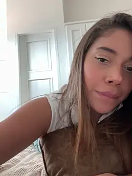 Snapshot of Condes_carmen chatting on 02-09-25, 09:17 Condes carmen online show from 02-09-25, 09:17