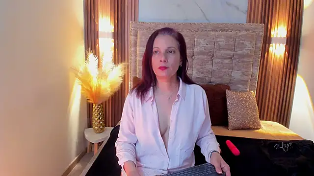 Snapshot of ada_mclaine chatting on 02-22-25, 12:08 ada mclaine online show from 02-22-25, 12:08