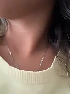 Mila Morgan online show from 01-28-25, 08:36